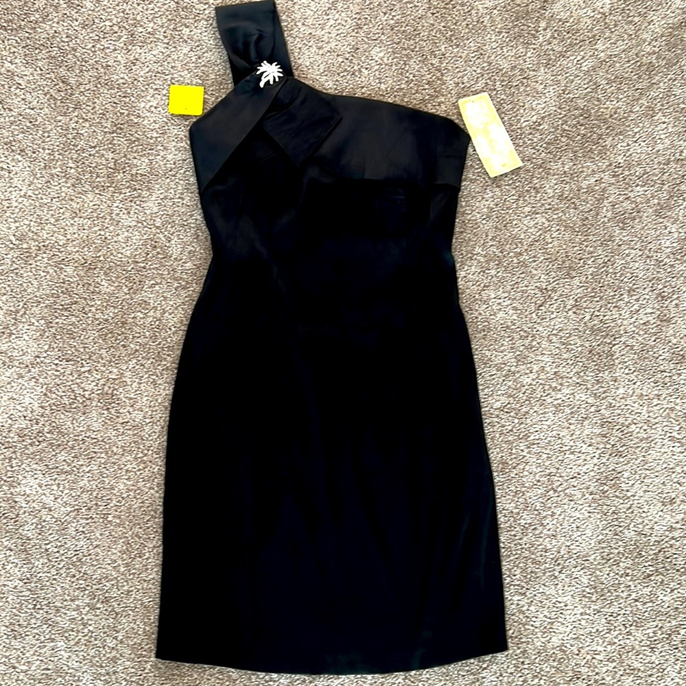 One shoulder LBD